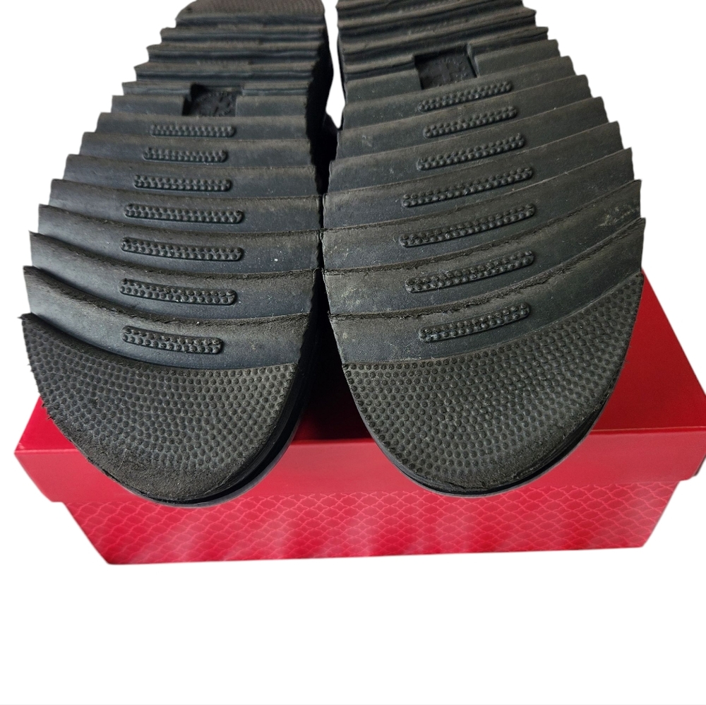 Dr Martens Vass Hydro Chunky Black Sandals with Adjustable Straps - Picture 5 of 14